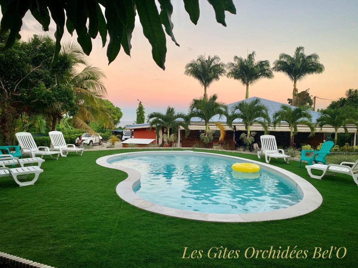 Les Gites Orchidees Bel'O カペステール・ベル・オー エクステリア 写真