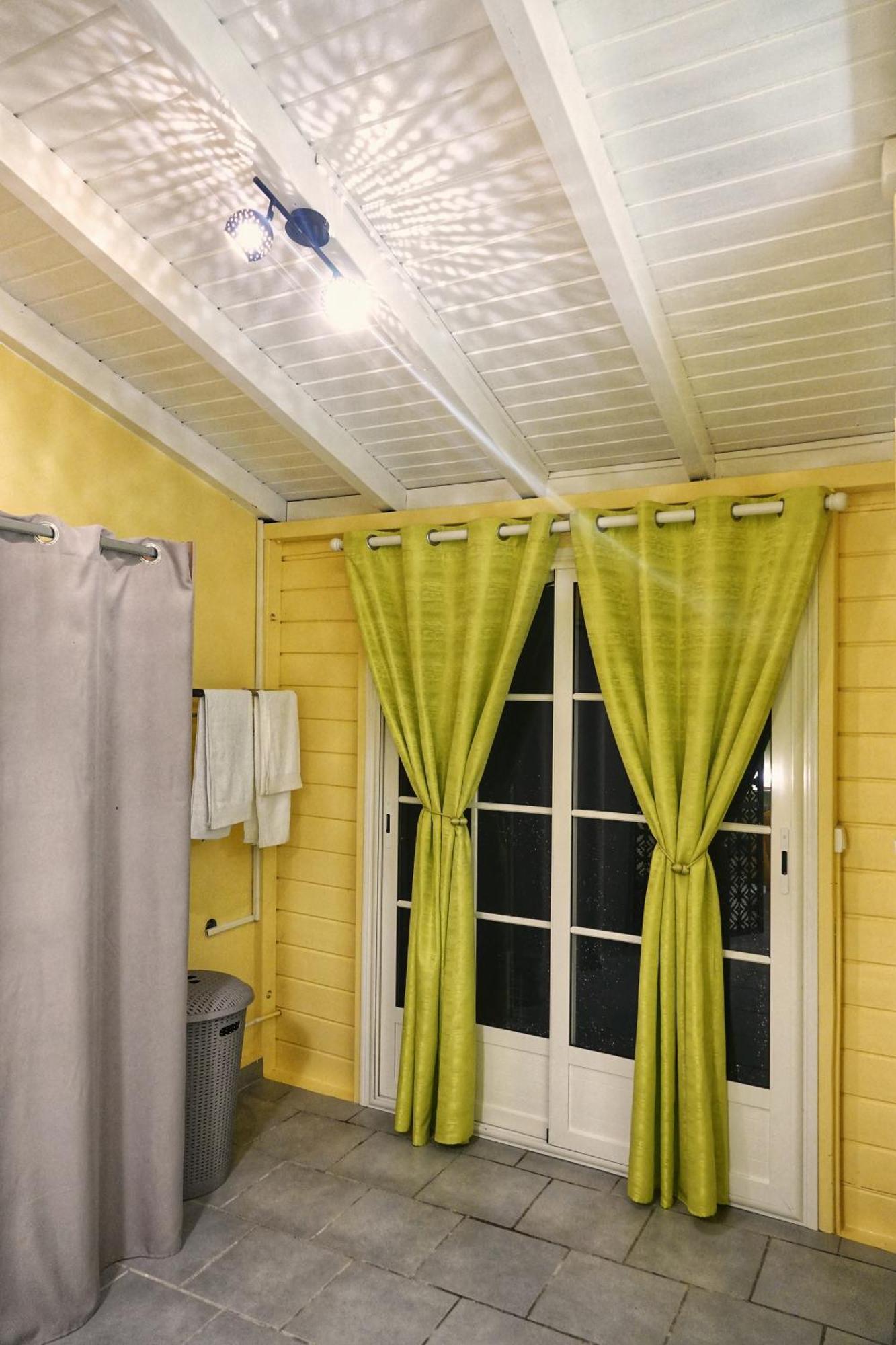 Les Gites Orchidees Bel'O カペステール・ベル・オー 部屋 写真